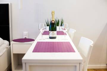 Фото номера Апартаменты Делюкс Апартаменты Triton Apartments in Warsaw near Airport г. Варшава 3