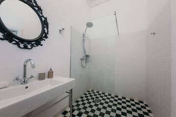 Фото номера Апартаменты с балконом Апартаменты oompH Warsaw Central Elegant Apartment г. Варшава 34