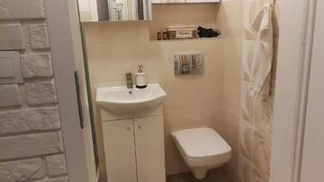 Фото номера Two-Bedroom Apartment - Rondo ONZ Апартаменты Labo Apartment Panska г. Варшава 12