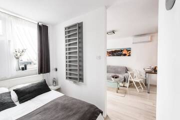 Фото номера Апартаменты с 1 спальней Апартаменты Alma Apartments Grzybowska г. Варшава 9