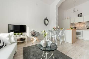 Фото номера One-Bedroom Apartment Andersa 24 Апартаменты P&amp;O Apartments Andersa INTRACO г. Варшава 31
