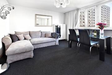 Фото номера Апартаменты с 3 спальнями Апартаменты HOME OFFICE - P&amp;O Apartments Prosta г. Варшава 14