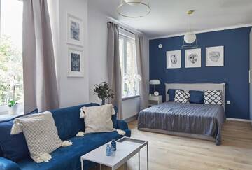 Фото номера Улучшенный номер-студио Апартаменты Chmielna 12 &amp; Gorskiego 3 close to Nowy Swiat г. Варшава 6