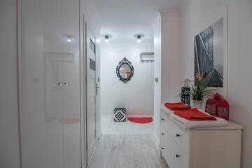 Фото номера Апартаменты-студио Апартаменты The White Apartment г. Варшава 29