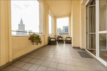 Фото номера Апартаменты с балконом Апартаменты P&amp;O Apartments Marszałkowska г. Варшава 7