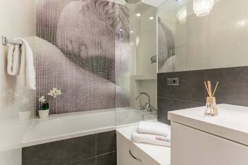 Фото номера Апартаменты с 2 спальнями Апартаменты P&amp;O Apartments Metro Nowy Swiat г. Варшава 9
