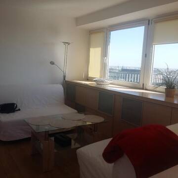 Фото номера Апартаменты с балконом Апартаменты Alma Apartments г. Варшава 63