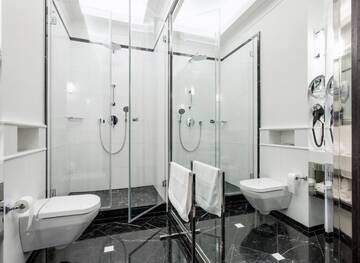 Фото номера Улучшенный двухместный номер с 1 кроватью Отель Hotel Bellotto г. Варшава 22