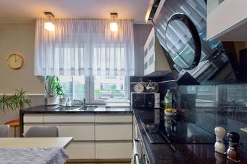 Фото номера Улучшенные апартаменты Апартаменты JessApart– Babka Tower Apartment г. Варшава 12