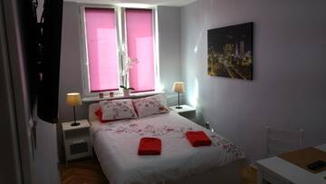 Фото номера Стандартный двухместный номер с 1 кроватью Хостелы Rent0nline Niepodleglosci Rooms Metro г. Варшава 4