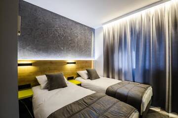 Фото номера Двухместный номер с 2 отдельными кроватями Отель Air Hotel г. Варшава 8