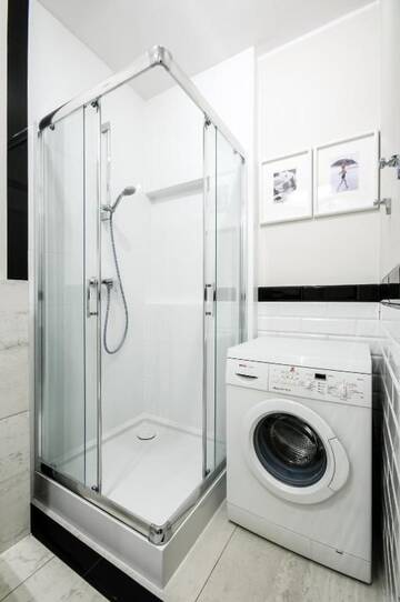 Фото номера Апартаменты Апартаменты Apartament Centrum Żurawia г. Варшава 24