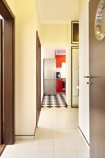 Фото номера Апартаменты с балконом Апартаменты Lovely Funky Flat near Royal Park г. Варшава 16