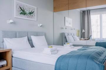 Фото номера Апартаменты с 2 спальнями Апартаменты APARTEL Plac Unii Lubelskiej г. Варшава 67