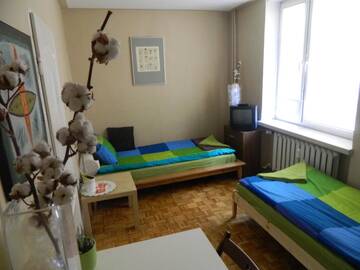 Фото номера Двухместный номер с 2 отдельными кроватями Проживание в семье Lama Rooms г. Варшава 4