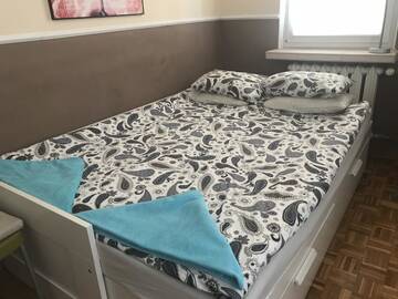 Фото номера Двухместный номер с 1 кроватью Проживание в семье Lama Rooms г. Варшава 3