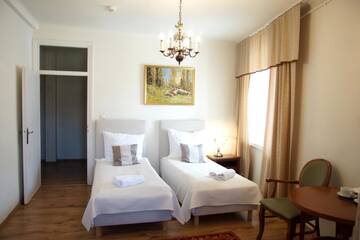 Фото номера Double or Twin Room (23) Отели типа «постель и завтрак» Pokoje Gościnne Dom Literatury г. Варшава 5