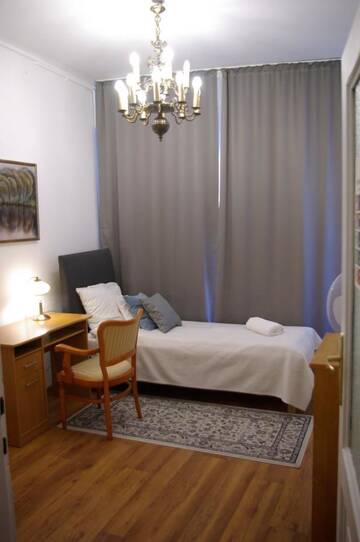 Фото номера Single Room with Royal Castle View Отели типа «постель и завтрак» Pokoje Gościnne Dom Literatury г. Варшава 6