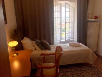 Фото номера Single Room with Royal Castle View Отели типа «постель и завтрак» Pokoje Gościnne Dom Literatury г. Варшава 3