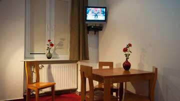 Фото номера Апартаменты-студио Хостелы Hostel Helvetia г. Варшава 5