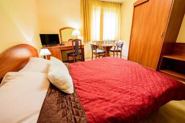 Фото номера Двухместный номер с 1 кроватью Отель Hotel Wald г. Варшава 4