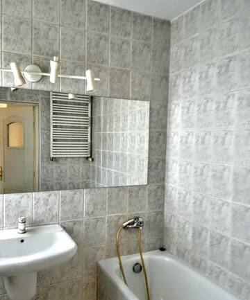 Фото номера Апартаменты - 1-й этаж Апартаменты Modern 4 bedrooms г. Варшава 13