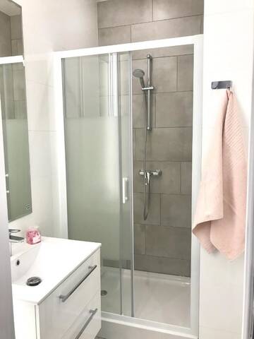 Фото номера Апартаменты с душем Апартаменты Exclusive Apartments Smolna г. Варшава 3
