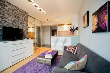 Фото номера Апартаменты (4 взрослых) - 61A Grzybowska Street Апарт-отели Platinum Towers E-Apartments г. Варшава 40