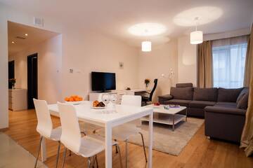 Фото номера Суперлюкс с 2 спальнями Апарт-отели Platinum Towers E-Apartments г. Варшава 2