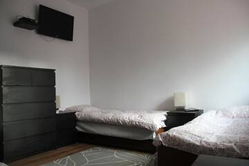 Фото номера Трехместный номер Отели типа «постель и завтрак» Spillo Bed and Breakfast г. Варшава 11