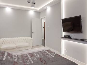 Фото номера Улучшенные апартаменты с 2 спальнями Апарт-отели Platinum Towers Country 2 Country г. Варшава 5