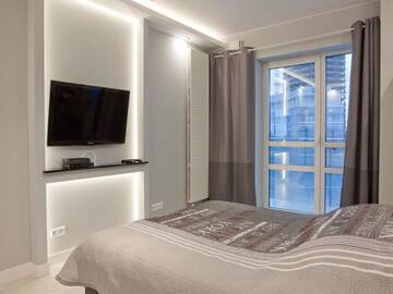 Фото номера Улучшенные апартаменты с 2 спальнями Апарт-отели Platinum Towers Country 2 Country г. Варшава 6