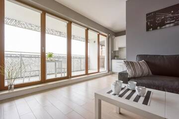 Фото номера Улучшенные апартаменты - ul. Wronia 45 Апартаменты P&amp;O Apartments Plac Europejski г. Варшава 5