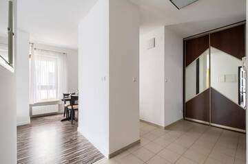 Фото номера Апартаменты с 1 спальней - ul. Gieldowa 4C Апартаменты P&amp;O Apartments Plac Europejski г. Варшава 7