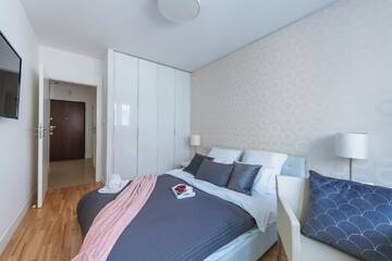 Фото номера Апартаменты с 1 спальней Апартаменты P&amp;O Apartments Plac Europejski г. Варшава 9
