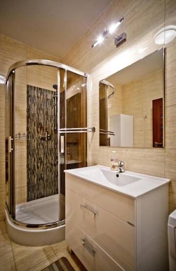 Фото номера Апартаменты Делюкс: Obrzeżna, 7А Апартаменты Executive Suites Galeria Park г. Варшава 6