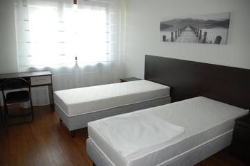 Фото номера Апартаменты Делюкс: Obrzeżna, 7А Апартаменты Executive Suites Galeria Park г. Варшава 21