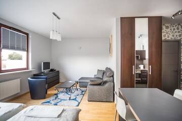 Фото номера Номер-студио с диваном-кроватью Апартаменты Executive Suites Galeria Park г. Варшава 6