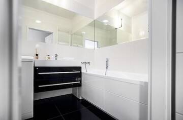 Фото номера Апартаменты (для 2-4 взрослых) Апартаменты Executive Suites Galeria Park г. Варшава 24