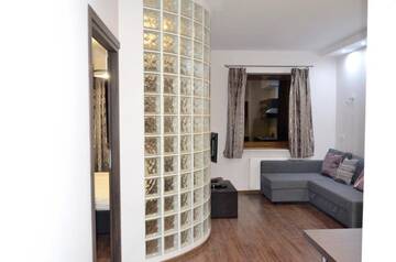 Фото номера Апартаменты с 1 спальней (для 2 взрослых) Апартаменты C&amp;G Apartments Prestige г. Варшава 13