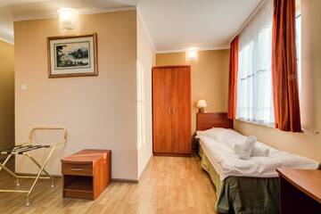 Фото номера Трехместный номер Отели типа «постель и завтрак» Villa Plaza г. Варшава 5