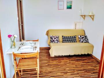 Фото номера Двухместный номер с 1 кроватью и балконом Хостелы Vitalia Apart Rooms Bobrowiecka г. Варшава 9