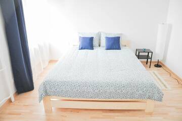 Фото номера Двухместный номер с 1 кроватью Хостелы HaLo Rooms City Centre г. Варшава 9