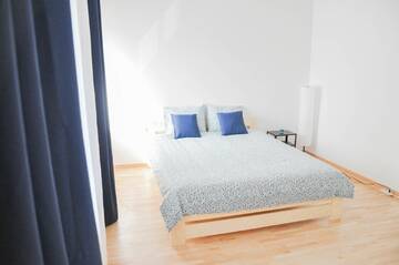 Фото номера Двухместный номер с 1 кроватью Хостелы HaLo Rooms City Centre г. Варшава 10