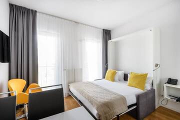 Фото номера Стандартные апартаменты Апарт-отели Varsovia Apartamenty Kasprzaka г. Варшава 7