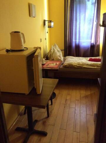 Фото номера Mini Economy Single Room with Shared Bathroom Проживание в семье mika rooms - 22 Korotynskiego Street г. Варшава 12