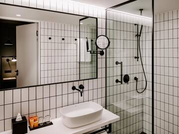 Фото номера Двухместный номер с 2 отдельными кроватями Отель Vienna House Mokotow Warsaw г. Варшава 2