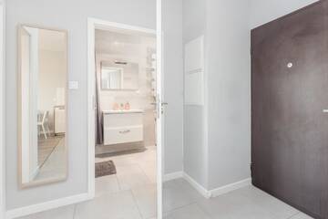 Фото номера Улучшенные апартаменты Апартаменты Chill Apartment г. Варшава 11