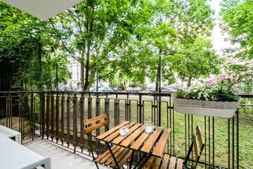 Фото номера Апартаменты с балконом Апартаменты Central Station Apartments г. Варшава 9