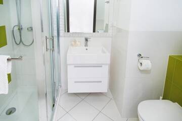Фото номера Апартаменты «Комфорт» с 1 спальней Апартаменты erApartments Wronia Oxygen г. Варшава 17